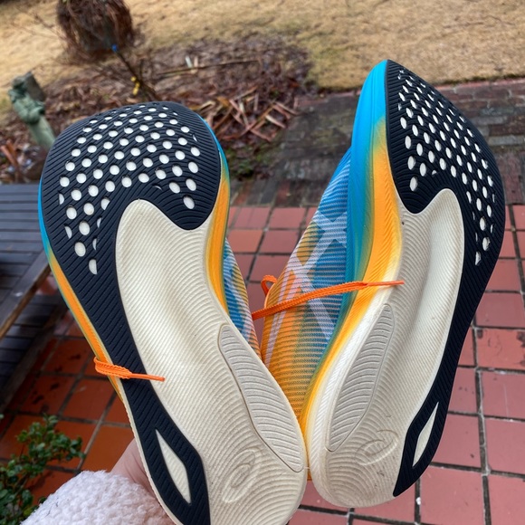 ASICS Metaspeed Edge Sz 11. Worn once. Husband did not like the feel. - Picture 2 of 2